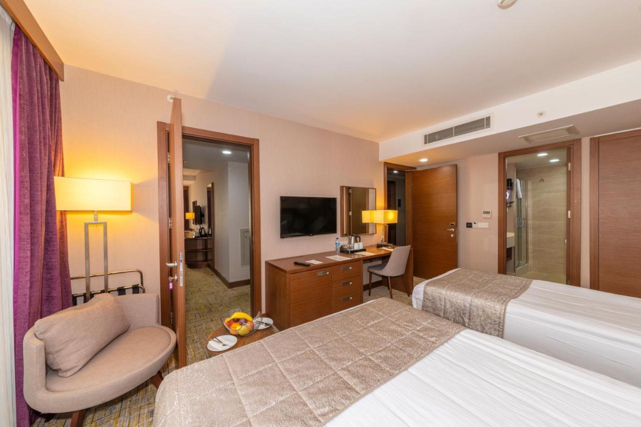 Land Park Hotel イスタンブール エクステリア 写真